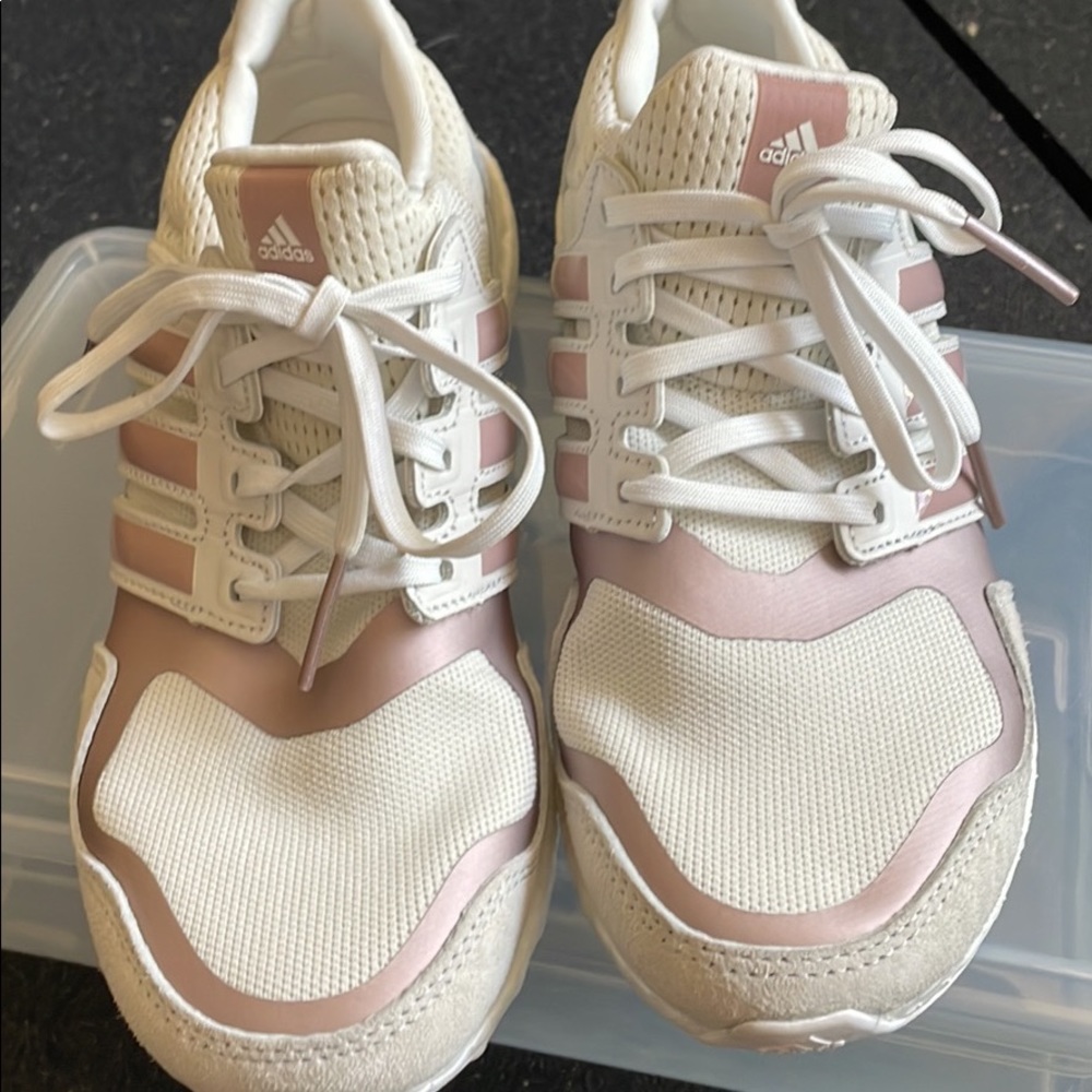 Adidas Ultraboost DNA S&L